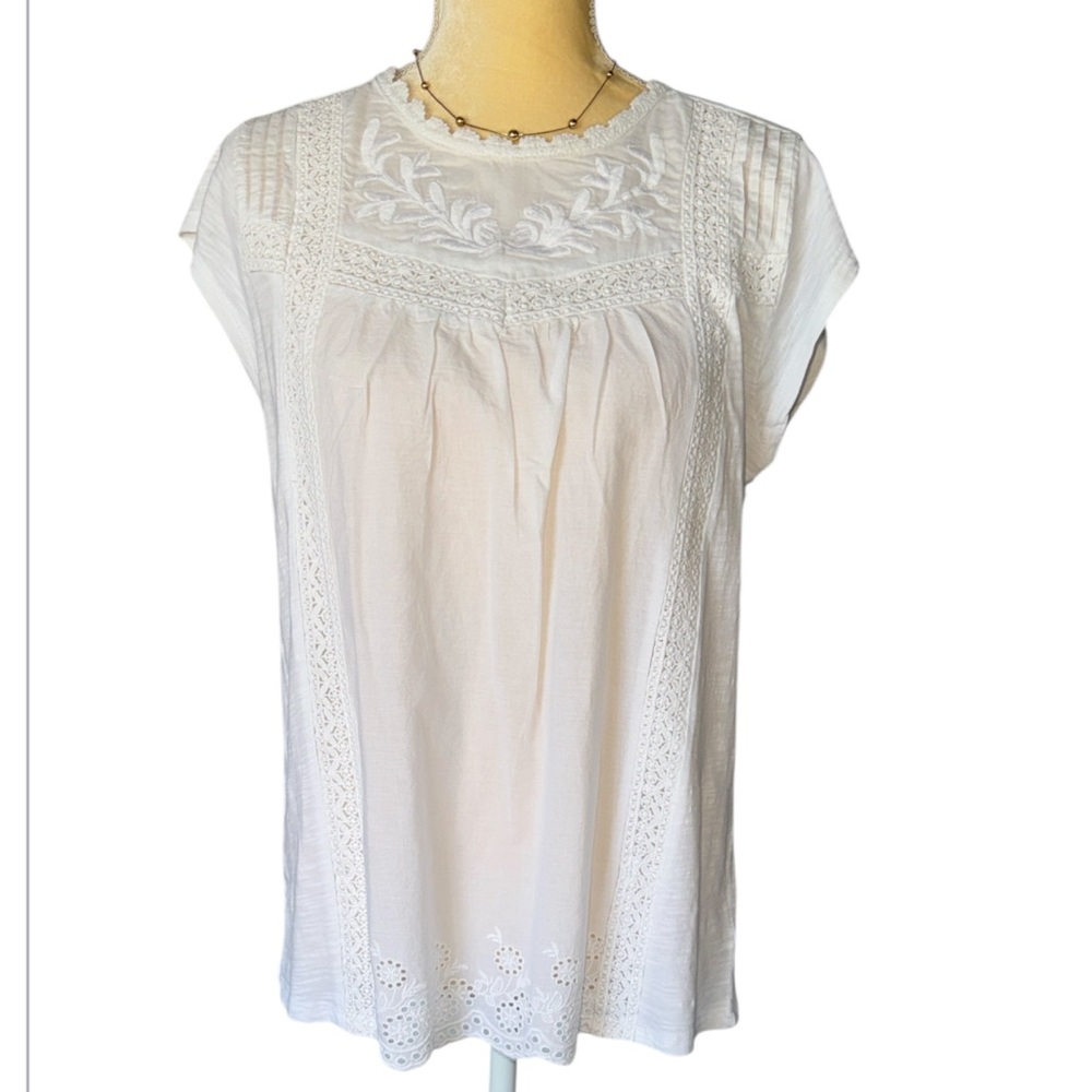 Lucky Brand White Embroidered Short Sleeve Blouse Size M NWT